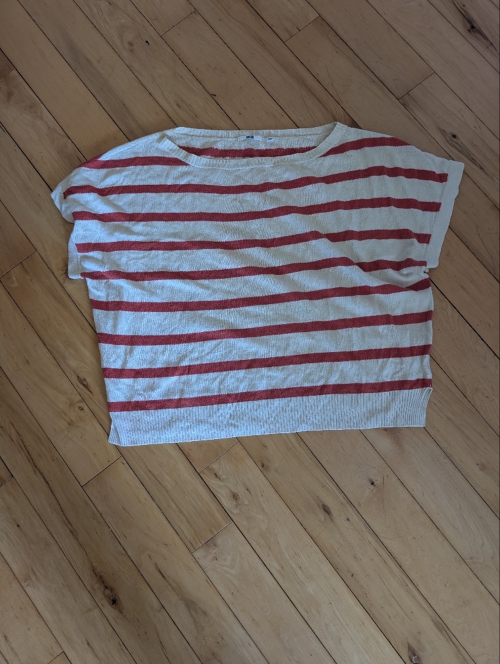 Uniqlo White Sweater with Coral Stripe